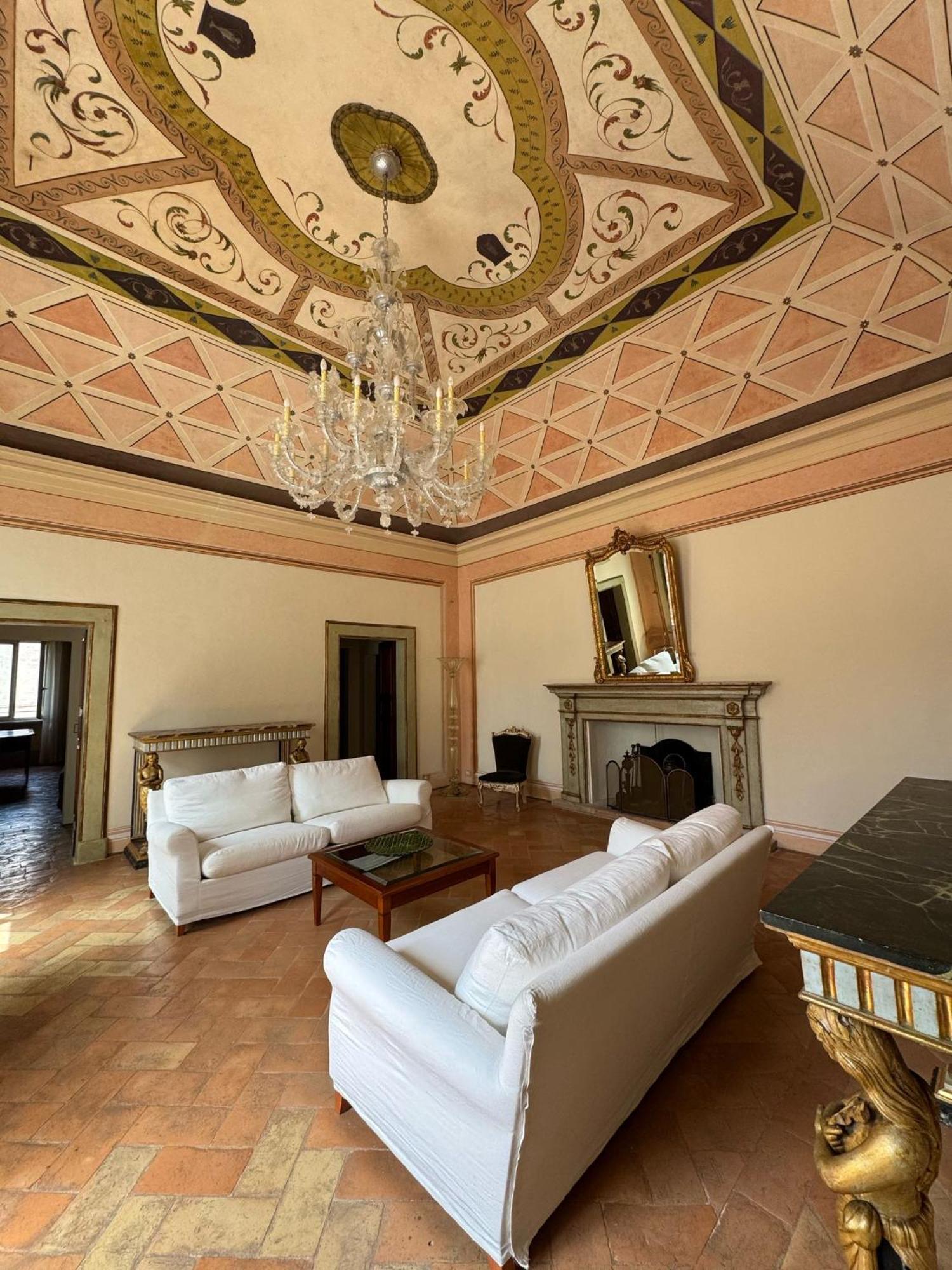 Urbino Apartments - Palazzo Paltroni Studio Bagian luar foto